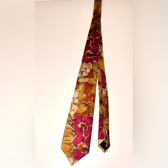 Strellson Men's Silk Tie with Floral Design - Picture 2 of 2